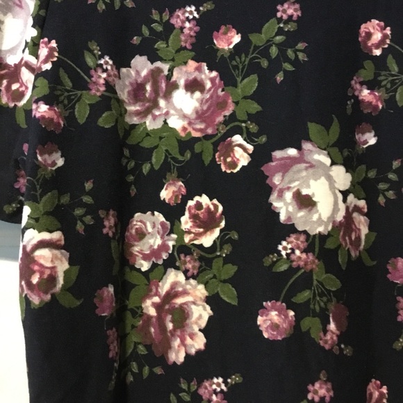 Rose Print Shirt - Picture 2 of 4